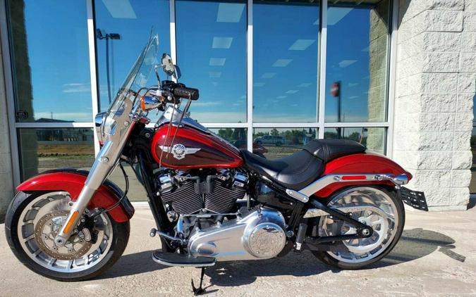 2018 Harley-Davidson Fat Boy 114 Wicked Red/Twisted Cherry