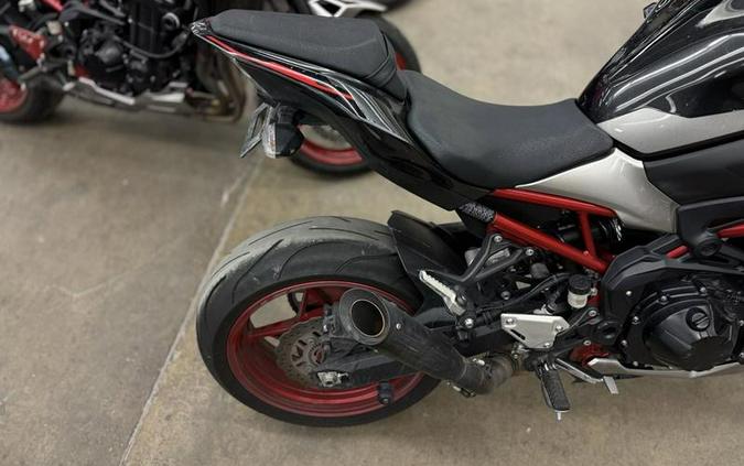 2023 Kawasaki Z900 ABS Metallic Black/Graphite Gray/Flat Black