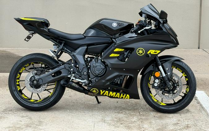 2024 Yamaha YZF-R7