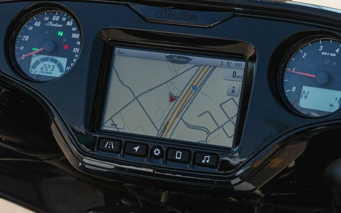 2025 Indian Chieftain Powerplus Dark Horse 112 W/Powerband