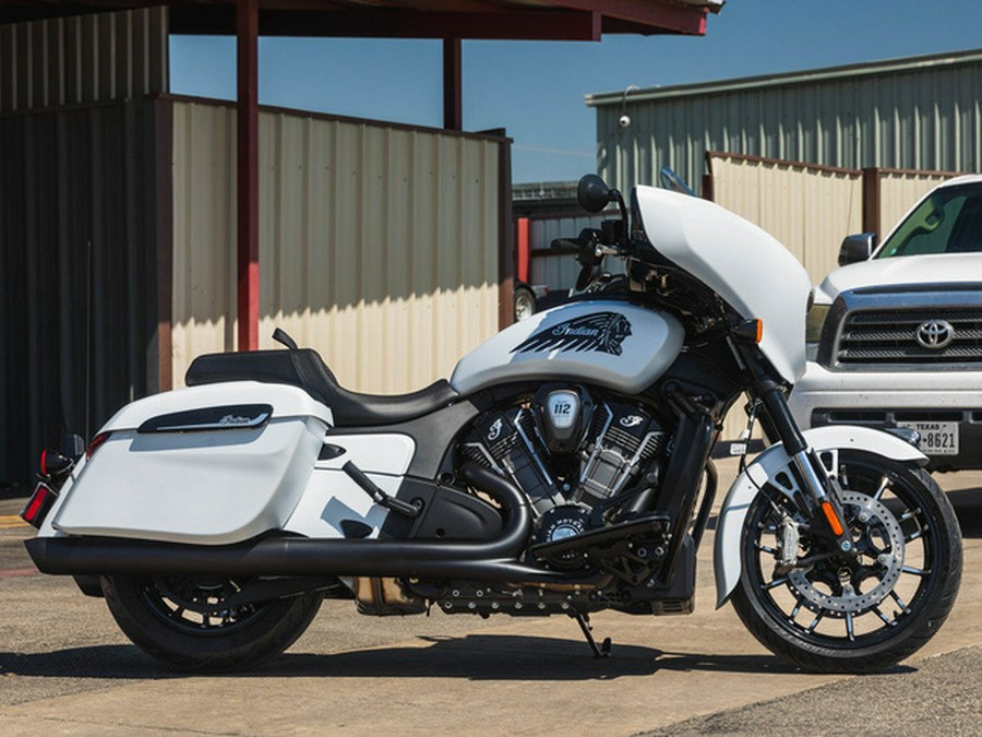 2025 Indian Chieftain Powerplus Dark Horse 112 W/Powerband