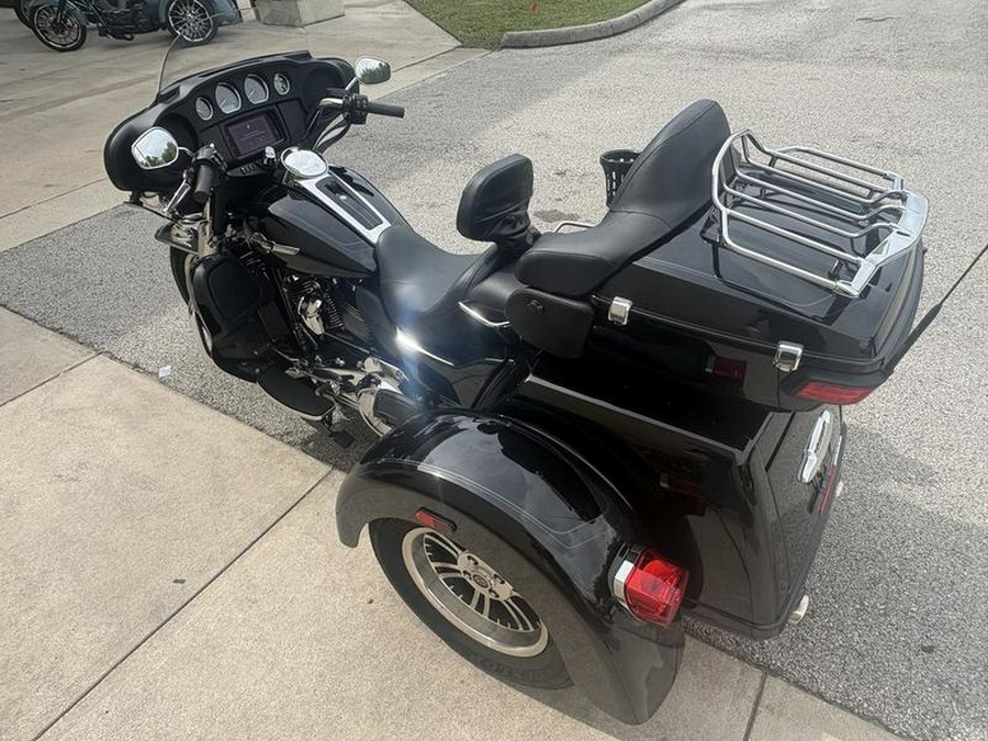 2022 Harley-Davidson® FLHTCUTG - Tri Glide® Ultra