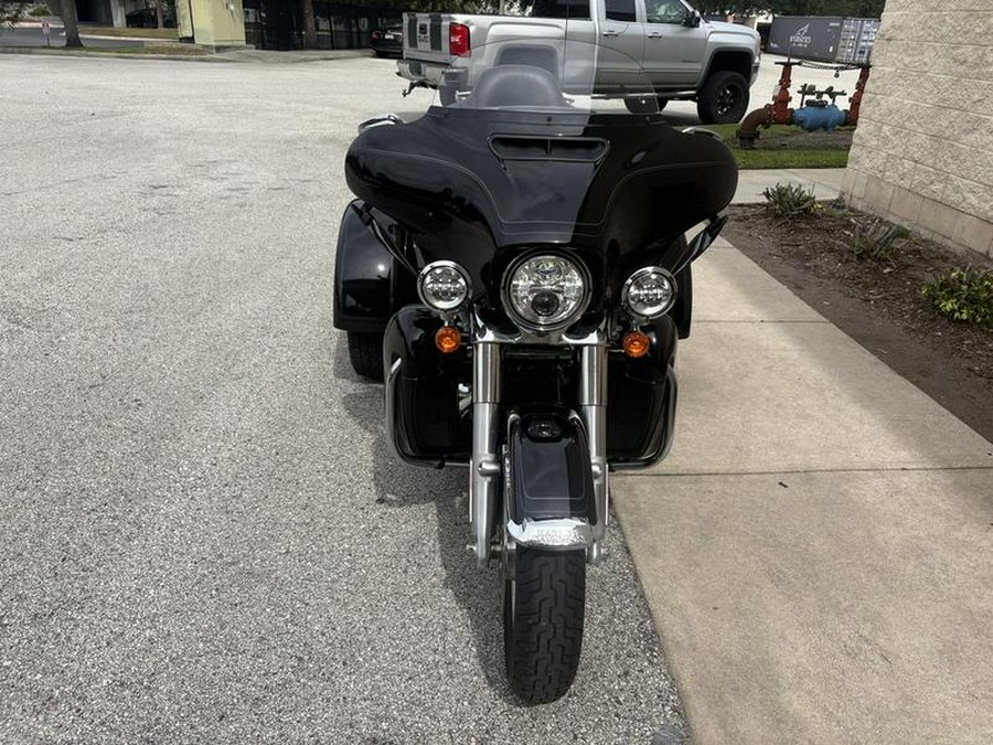 2022 Harley-Davidson® FLHTCUTG - Tri Glide® Ultra