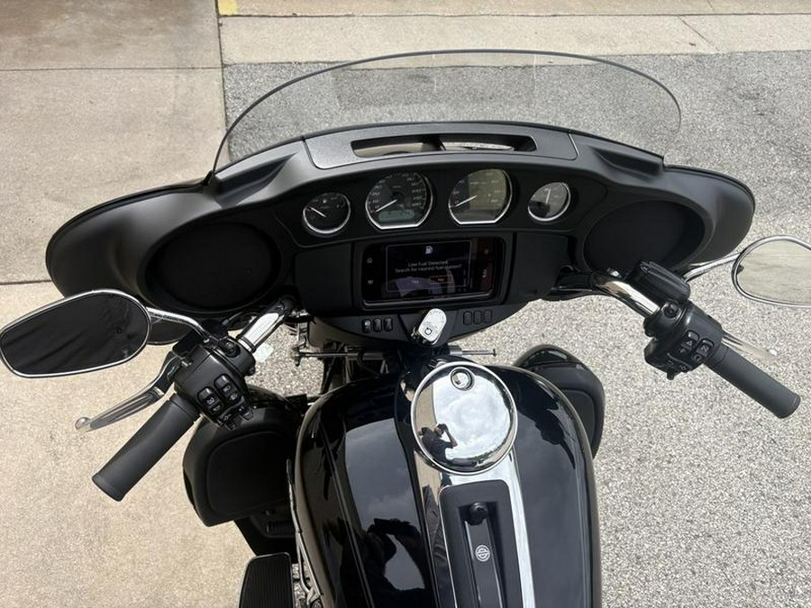 2022 Harley-Davidson® FLHTCUTG - Tri Glide® Ultra