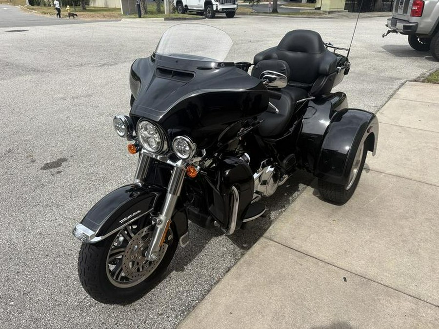 2022 Harley-Davidson® FLHTCUTG - Tri Glide® Ultra