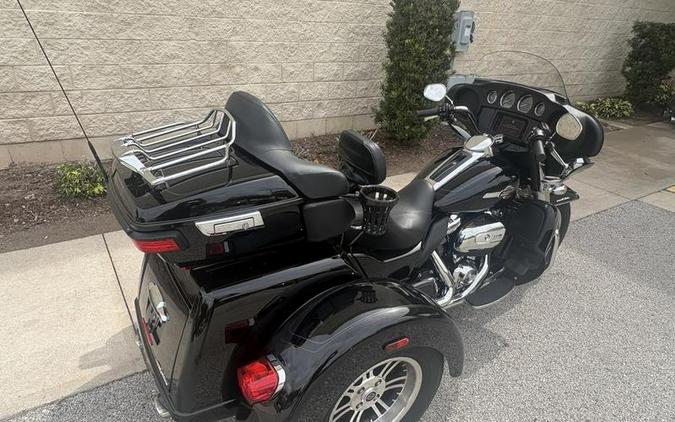 2022 Harley-Davidson® FLHTCUTG - Tri Glide® Ultra