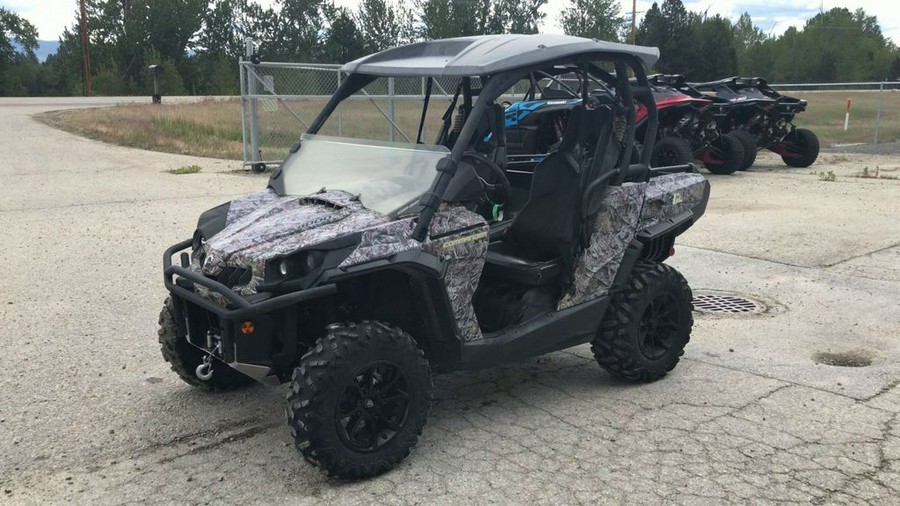 2015 Can-Am® Commander™ XT™ 1000