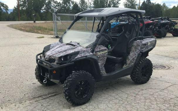 2015 Can-Am® Commander™ XT™ 1000