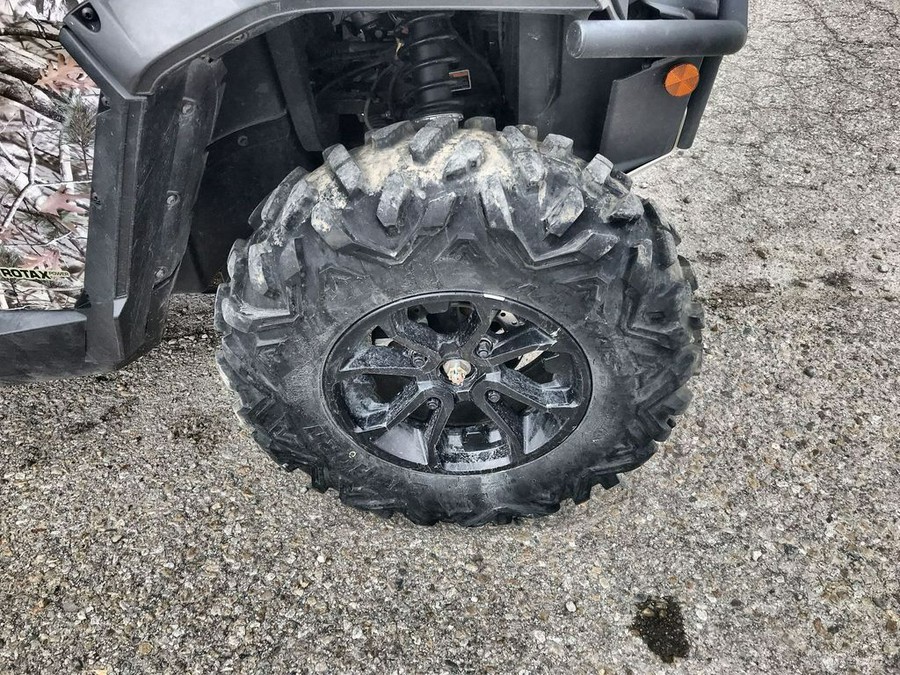 2015 Can-Am® Commander™ XT™ 1000