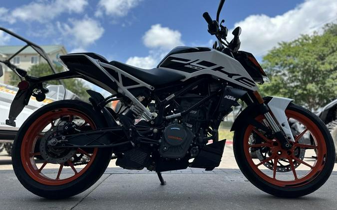 2020 KTM DUKE 200