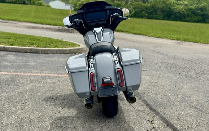 2024 Harley-Davidson Street Glide® Billiard Gray