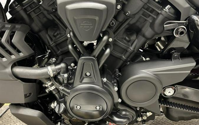 2026 Harley-Davidson® RH975 - Nightster®