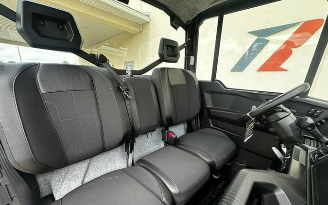 2026 Can-Am Defender XT CAB HD11