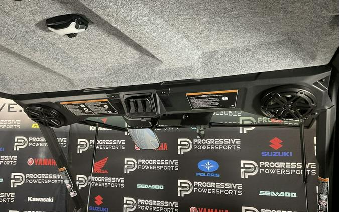 2026 Can-Am® Defender MAX Limited HD11