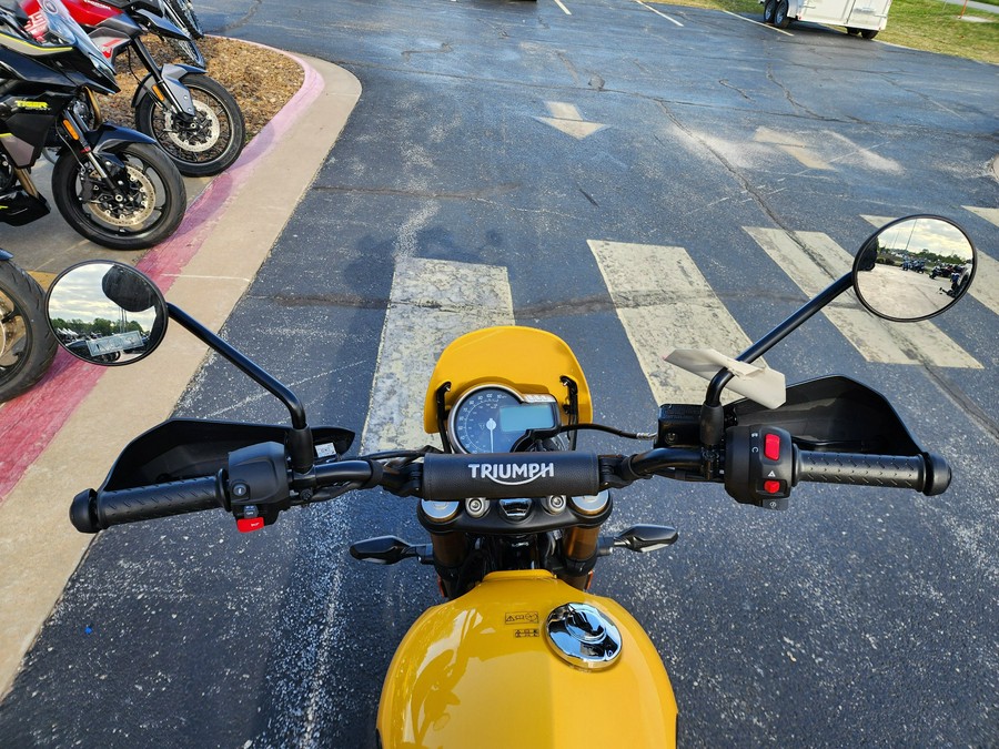 2026 Triumph Scrambler 400 XC