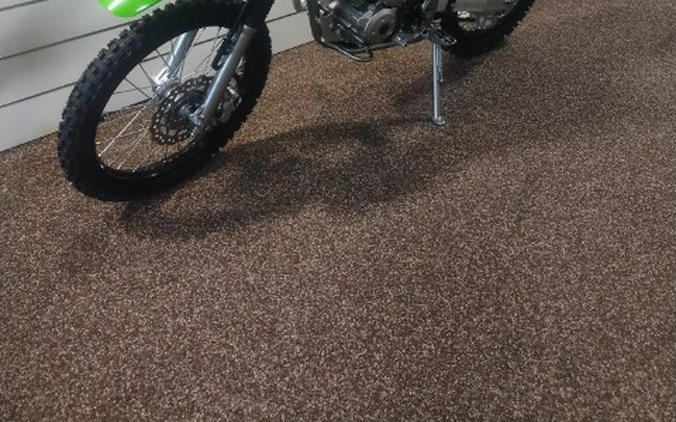 2027 Kawasaki KLX®140R L