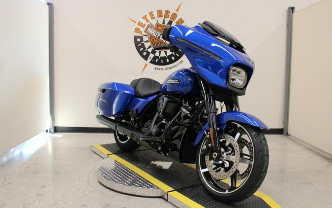 FLHX 2024 Street Glide®