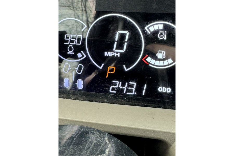 2024 GATOR XUV 835R - John Deere