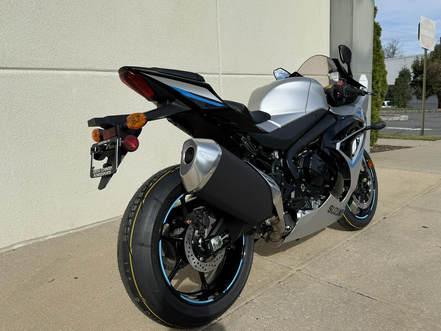 2025 Suzuki GSXR1000