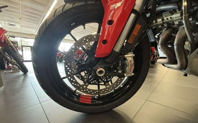 2022 Ducati Multistrada V4S Ducati Red / Alloy Wheels