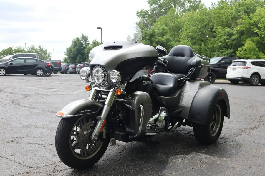 2016 Harley-Davidson Tri Glide Ultra FLHTCUTG