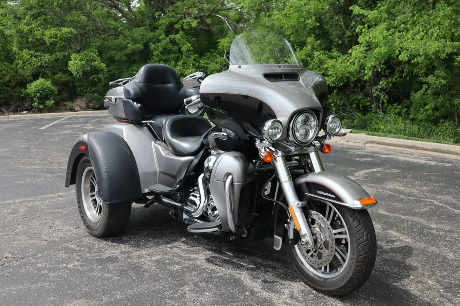 2016 Harley-Davidson Tri Glide Ultra FLHTCUTG