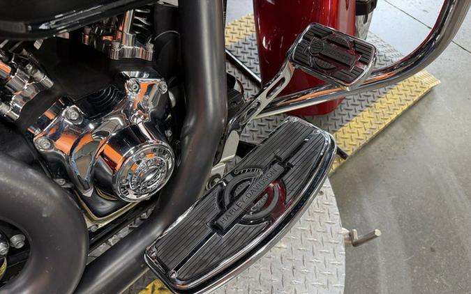 2013 Harley-Davidson Touring FLTRU - Road Glide Ultra