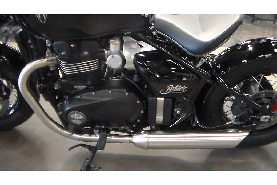 2026 Bonneville Bobber Base - Triumph