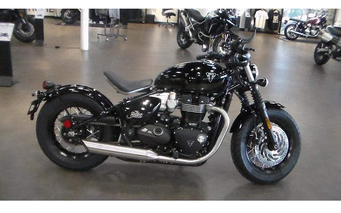 2026 Bonneville Bobber Base - Triumph