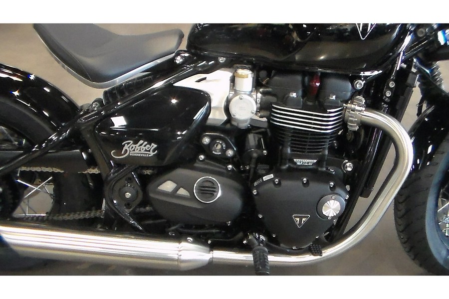2026 Bonneville Bobber Base - Triumph