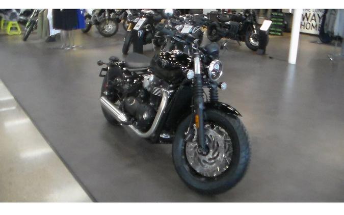 2026 Bonneville Bobber Base - Triumph