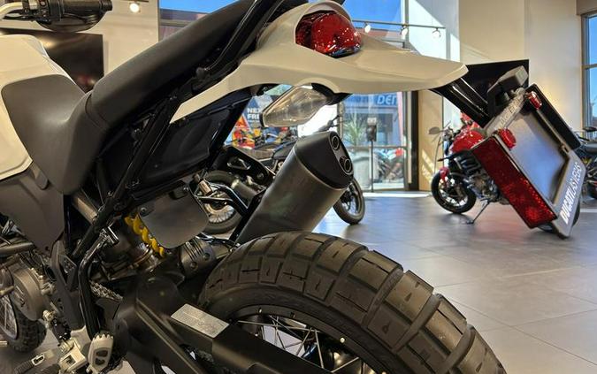 2025 Ducati DesertX