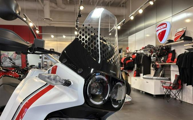 2025 Ducati DesertX