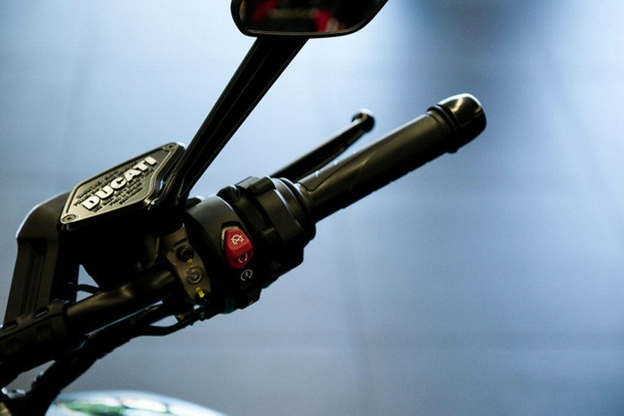 2024 Ducati Diavel For Bentley