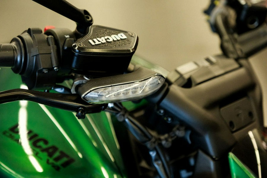 2024 Ducati Diavel For Bentley