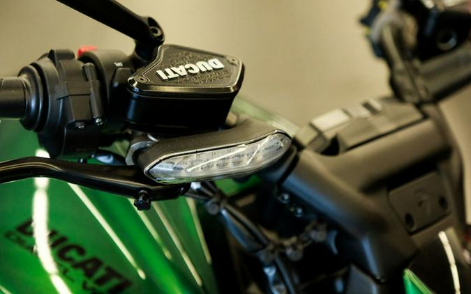 2024 Ducati Diavel For Bentley