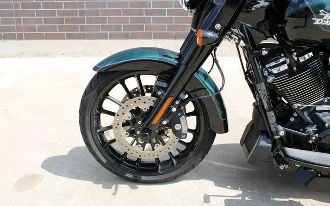 2024 Harley-Davidson® FLRT - Freewheeler®