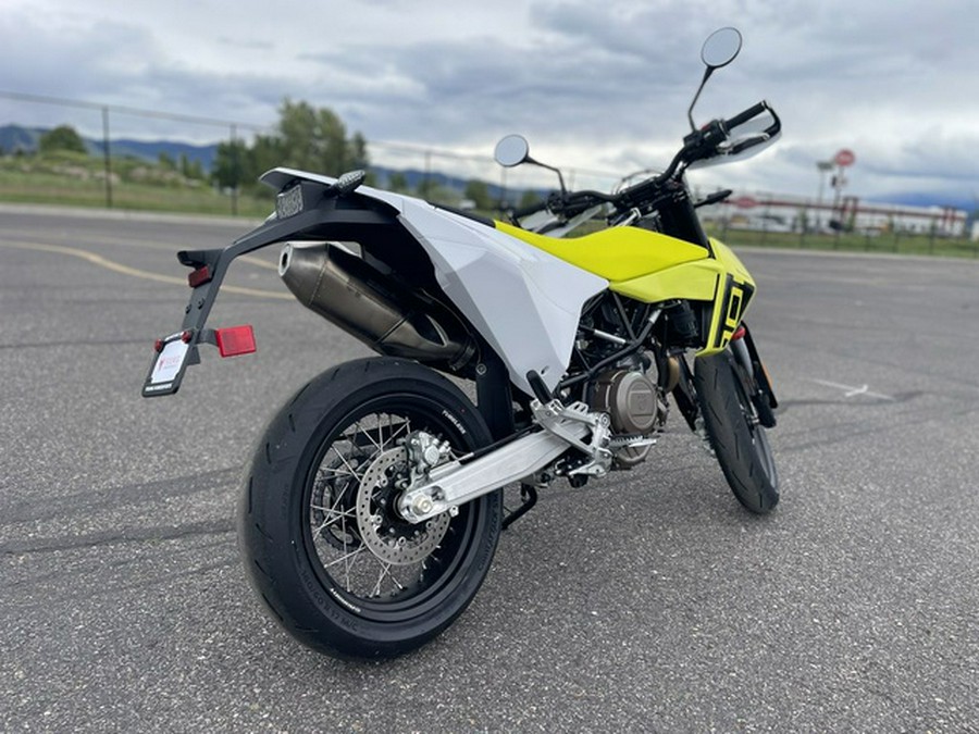 2026 Husqvarna Supermoto 701