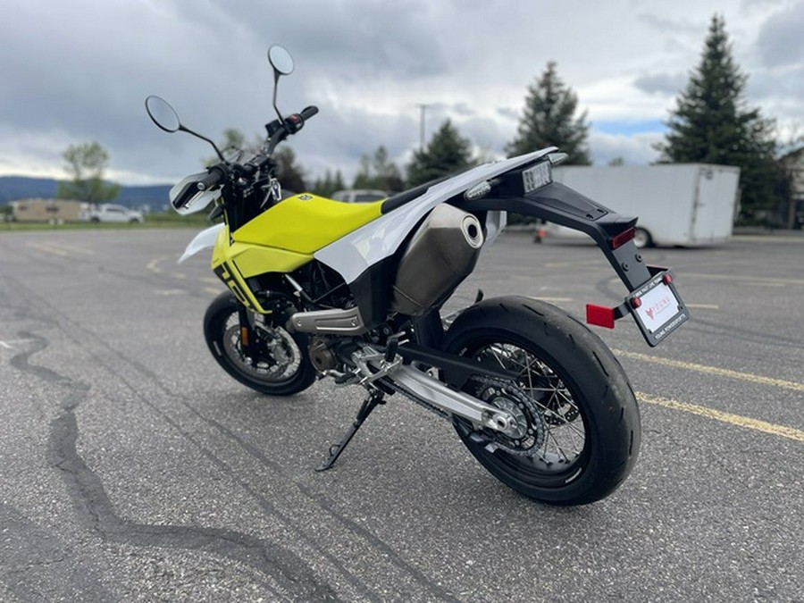 2026 Husqvarna Supermoto 701