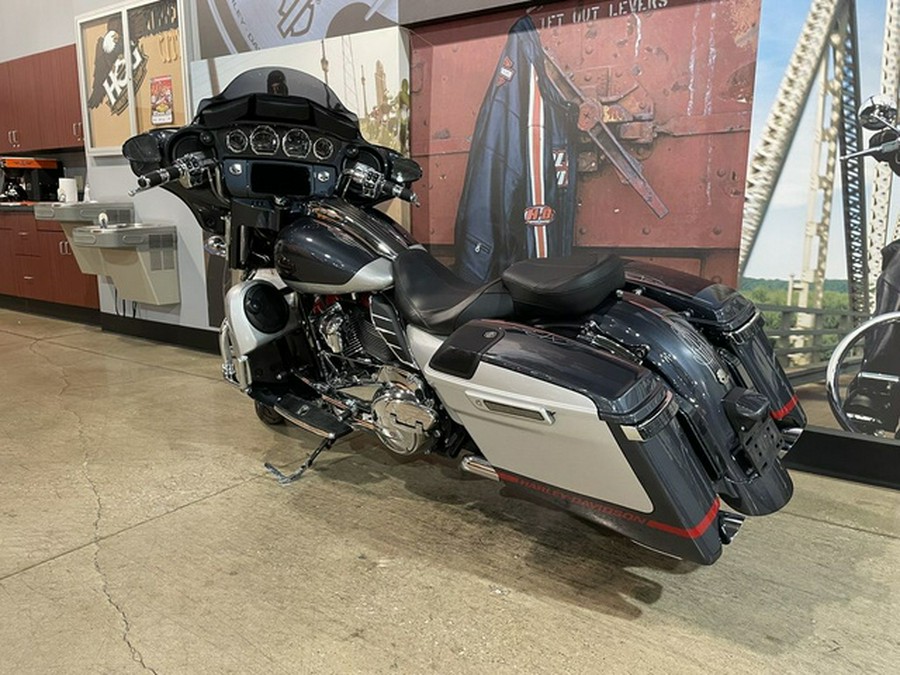 2019 Harley-Davidson FLHXSE - CVO Street Glide