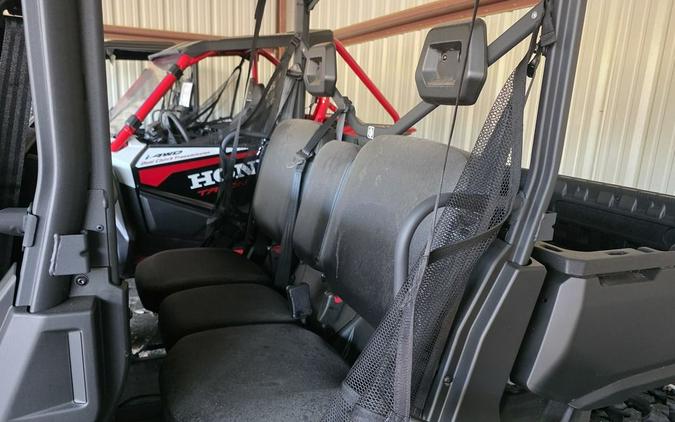 2025 Can-Am Defender MAX DPS HD7