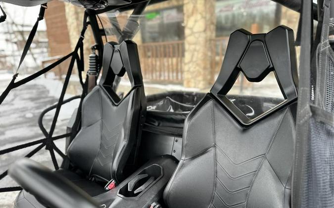 2017 Can-Am® Commander™ XT-P™ 1000