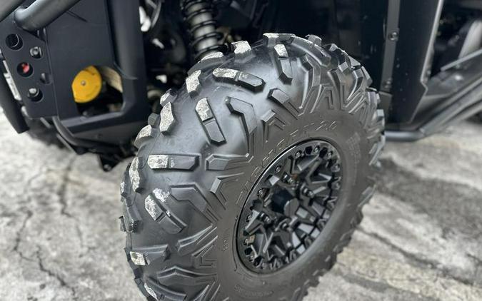 2017 Can-Am® Commander™ XT-P™ 1000