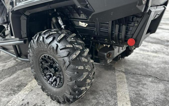 2017 Can-Am® Commander™ XT-P™ 1000