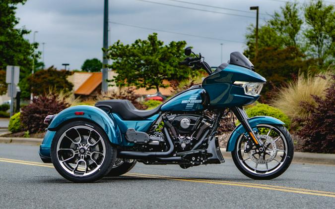 FLTRT 2026 Road Glide 3