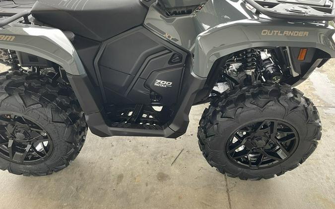 2027 Can-Am Outlander XT 700