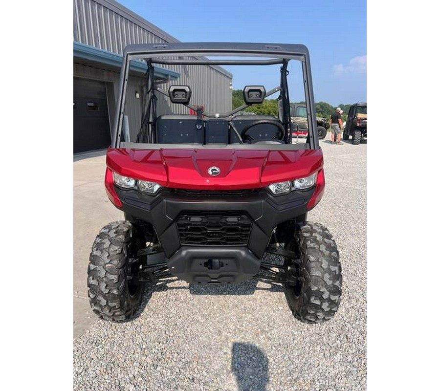 2024 Can-Am® Defender DPS HD9 Fiery Red