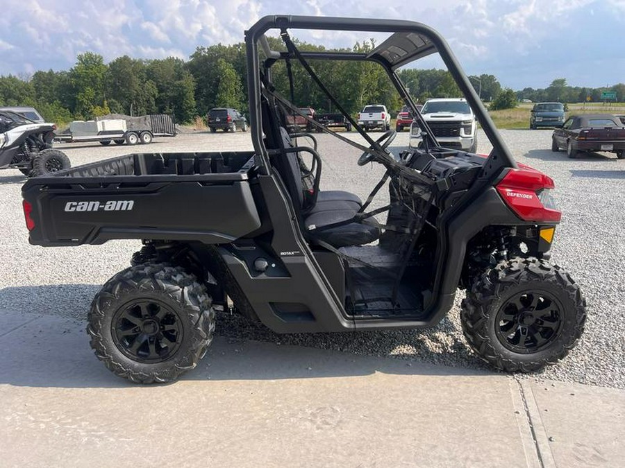 2024 Can-Am® Defender DPS HD9 Fiery Red