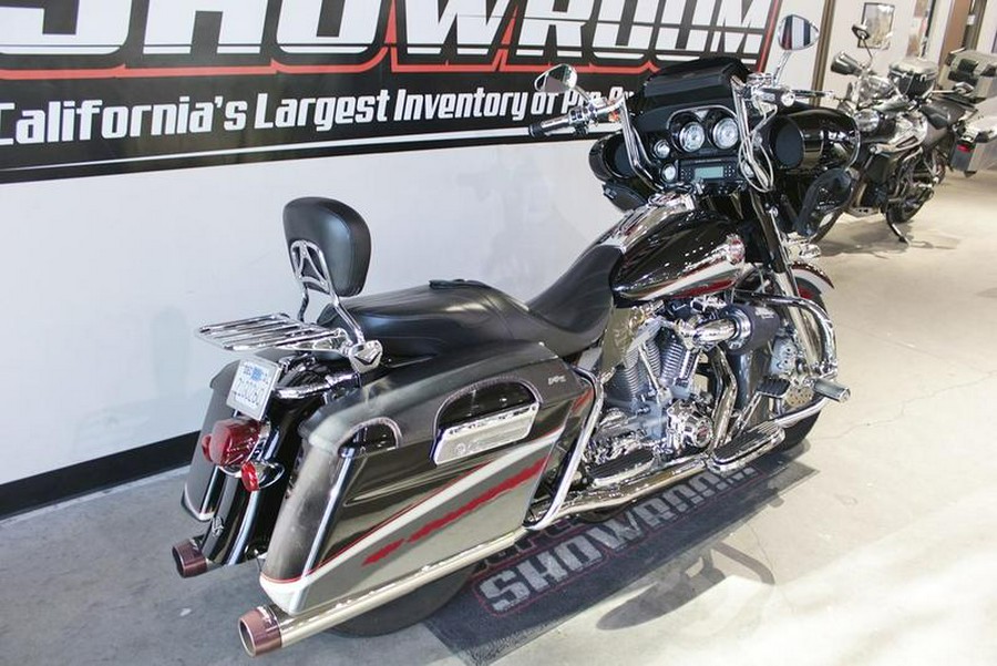 2006 Harley-Davidson® FLHTCUI - Ultra Classic® Electra Glide®