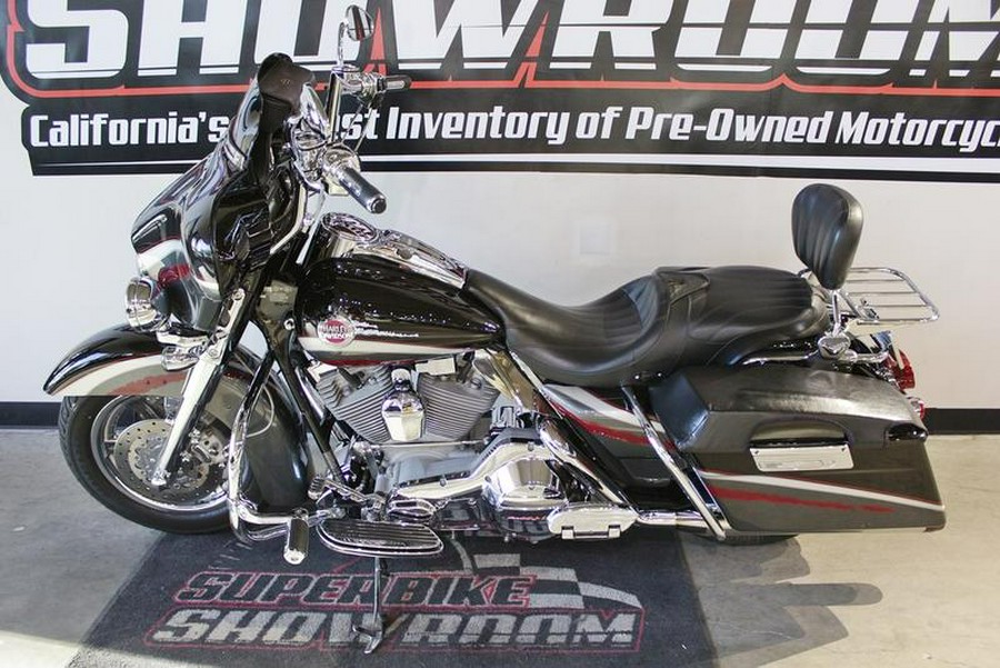 2006 Harley-Davidson® FLHTCUI - Ultra Classic® Electra Glide®